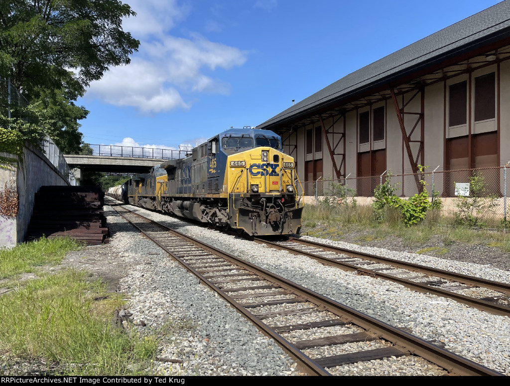 CSX 465, 470, 5461 & MEC 350